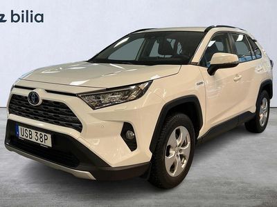 Vit Begagnad 2019 Toyota RAV4 Hybrid Active SUV | 299 900 kr (Marknadspris)