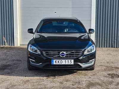 begagnad Volvo V60 D3 Momentum, Ocean Race Euro 6