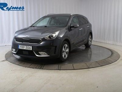 Grå Begagnad 2018 Kia Niro Advance SUV | 149 800 kr (Marknadspris)