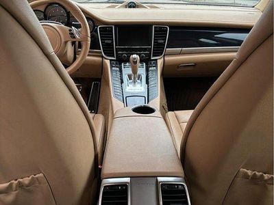 Grå Begagnad 2012 Porsche Panamera 4 Sport Sedan | 259 000 kr (Marknadspris)