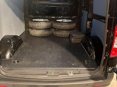 Svart Begagnad 2023 Maxus eDeliver 3 Van | 289 000 kr (Dyr)