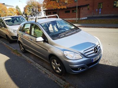 Mercedes B180