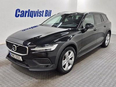 Svart Begagnad 2019 Volvo V60 CC Kombi | 219 000 kr (Marknadspris)
