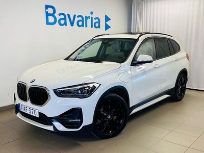 begagnad BMW X1 25e xDrive Sport Läder Panorama Head-up Drag Värmare