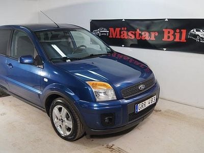 Begagnad Ford Fusion 80 HK (58 kW) 2007 Blå Halvkombi