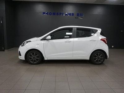 Begagnad Hyundai i10 67 HK (49 kW) 2016 Vit Halvkombi