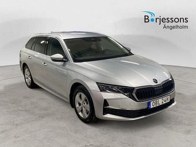 Silver Begagnad 2024 Skoda Octavia Kombi | 319 000 kr (Marknadspris)