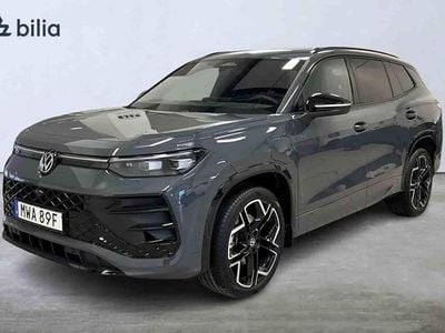 Grå Begagnad 2025 VW Tayron R-line SUV | 669 800 kr