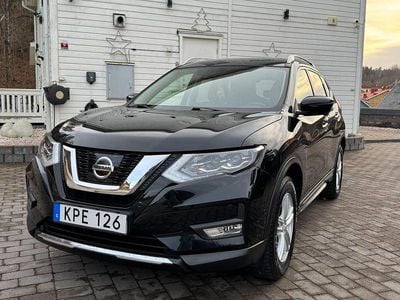 Svart Begagnad 2017 Nissan X-Trail 360º SUV | 199 900 kr (Lite dyr)