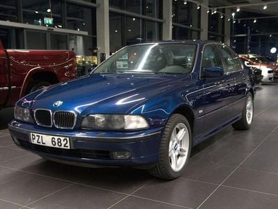 Blå Begagnad 1999 BMW 520 M Sport Sedan | 69 000 kr