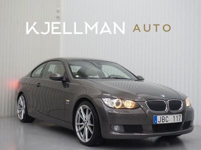 begagnad BMW 330 d xDrive Coupé Taklucka Helläder Keyless Nyservad