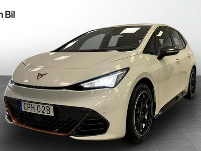 Begagnad Cupra Born 169 kW (231 HK) 2023 Vit Halvkombi