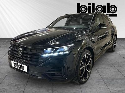 Svart Begagnad 2023 VW Touareg R SUV | 799 000 kr (Dyr)