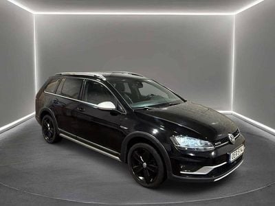 Svart Begagnad 2016 VW Golf Alltrack Kombi | 149 900 kr (Marknadspris)