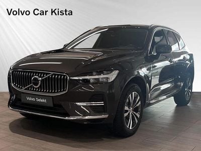 Grå Begagnad 2023 Volvo XC60 Core SUV | 454 400 kr (Bra pris)