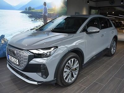Begagnad Audi Q4 e-tron Advanced 150 kW (204 HK) 2022 Grå SUV