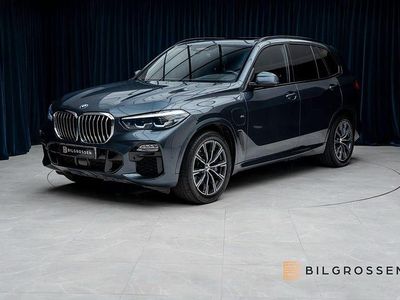 Grå Begagnad 2021 BMW X5 M Sport SUV | 559 900 kr