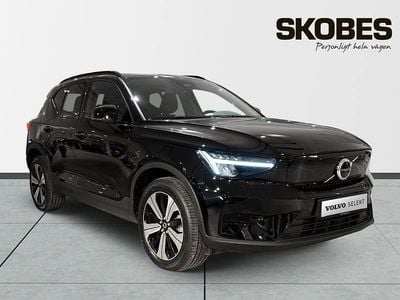 Svart Begagnad 2023 Volvo XC40 Single Motor SUV | 339 600 kr (Marknadspris)