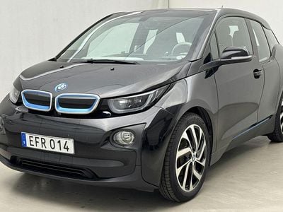 Svart Begagnad 2017 BMW i3 Comfort Edition | 142 800 kr (Marknadspris)