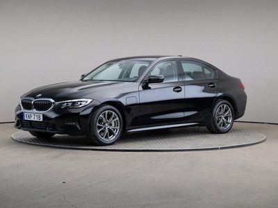 BMW 330e