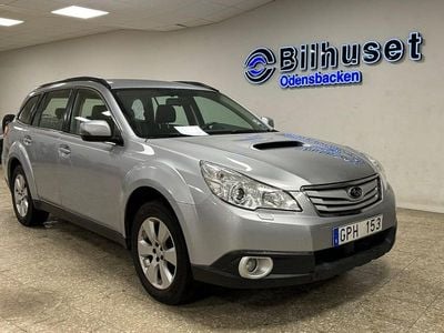 Silver Begagnad 2012 Subaru Outback Kombi | 64 900 kr (Marknadspris)