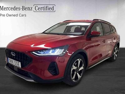 Röd Begagnad 2023 Ford Focus Active Kombi | 219 900 kr (Marknadspris)