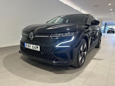 Svart Begagnad 2022 Renault Mégane IV Equilibre Halvkombi | 249 500 kr (Marknadspris)