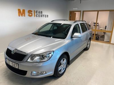 begagnad Skoda Octavia Kombi 1.6 TDI Drag M-värme P-sensor Lågamil