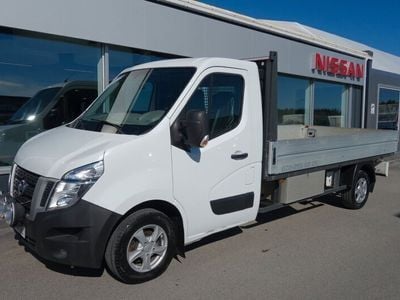 Nissan NV400