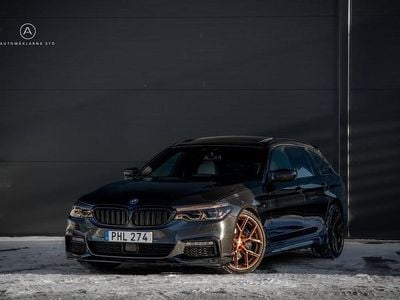 Grå Begagnad 2018 BMW 540 M Sport Kombi | 439 900 kr (Dyr)