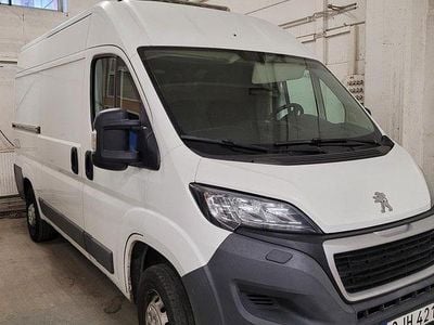 Vit Begagnad 2016 Peugeot Boxer Van | 150 000 kr
