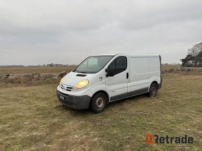Vit Begagnad 2010 Nissan Primastar Minibuss | 1 000 kr