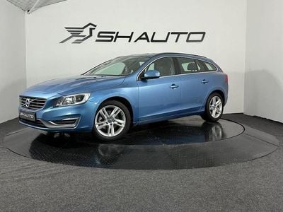 Blå Begagnad 2014 Volvo V60 Momentum Kombi | 124 900 kr (Marknadspris)