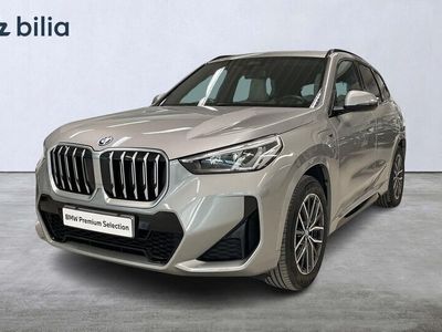 begagnad BMW X1 xDrive 25e M-Sport | Panorama | Drag | Park assist |