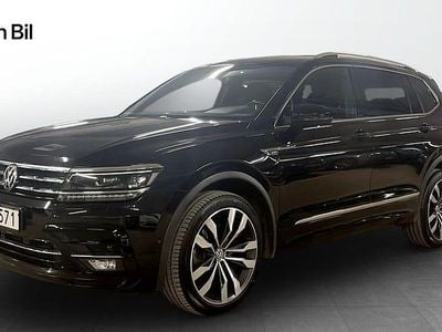 Begagnad VW Tiguan R-line 200 HK (147 kW) 2021 Deep black pearl SUV