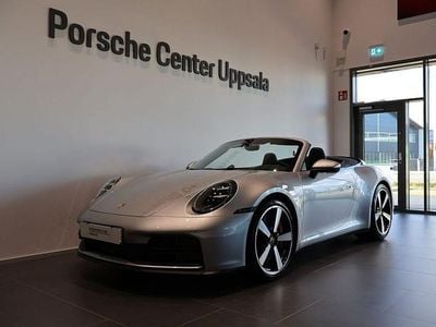 Flerfärgad (gt silver metallic) Begagnad 2025 Porsche 911 Carrera S Cabriolet Cab | 1 945 000 kr