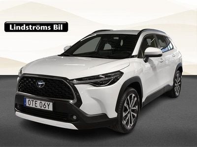 Vit Begagnad 2022 Toyota Corolla Cross Style SUV | 364 900 kr (Lite dyr)