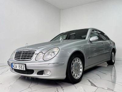 Begagnad Mercedes E240 Elegance 177 HK (130 kW) 2004 Silver Sedan