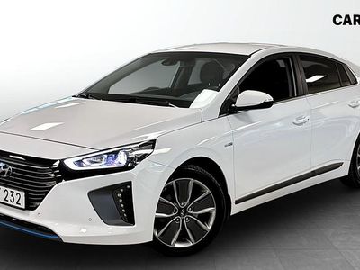 Vit Begagnad 2018 Hyundai Ioniq Premium Halvkombi | 179 900 kr