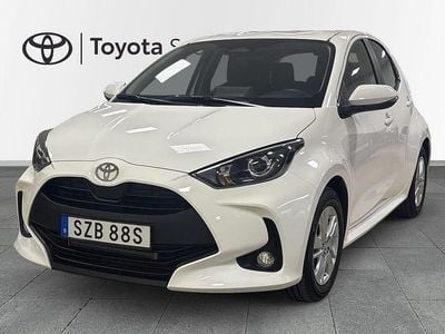 Begagnad Toyota Yaris Hybrid 117 HK (86 kW) 2025 Vit Sedan