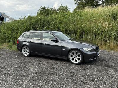 BMW 325