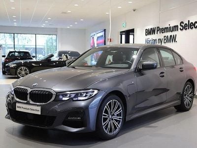 BMW 330e