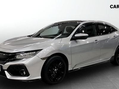 Begagnad Honda Civic 182 HK (133 kW) 2017 Silver Halvkombi