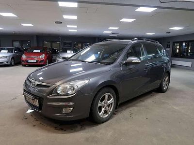Grå Begagnad 2009 Hyundai i30 Kombi | 45 500 kr (Dyr)
