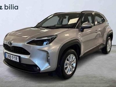 Silver Begagnad 2025 Toyota Yaris Cross SUV | 274 900 kr