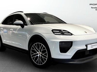 Begagnad Porsche Macan 330 kW (449 HK) 2024 Vit SUV