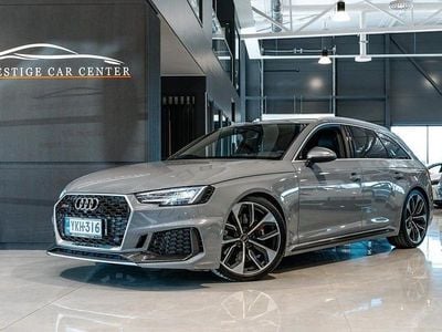 Grå Begagnad 2018 Audi RS4 Design Kombi | 595 000 kr (Marknadspris)