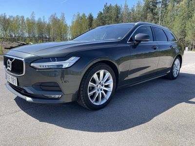begagnad Volvo V90 D4 AWD Geartronic Advanced Edition, Momentum Euro