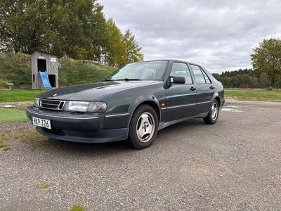 Begagnad Saab 9000 150 HK (110 kW) 1998 Mörkgrönmetallic Sedan