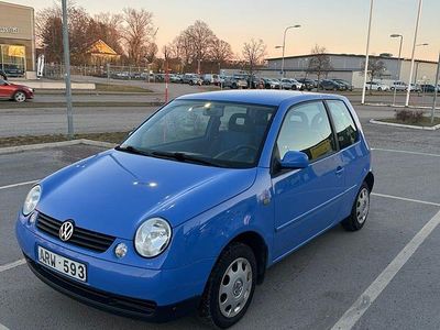 Begagnad VW Lupo 50 HK (36 kW) 2000 Halvkombi